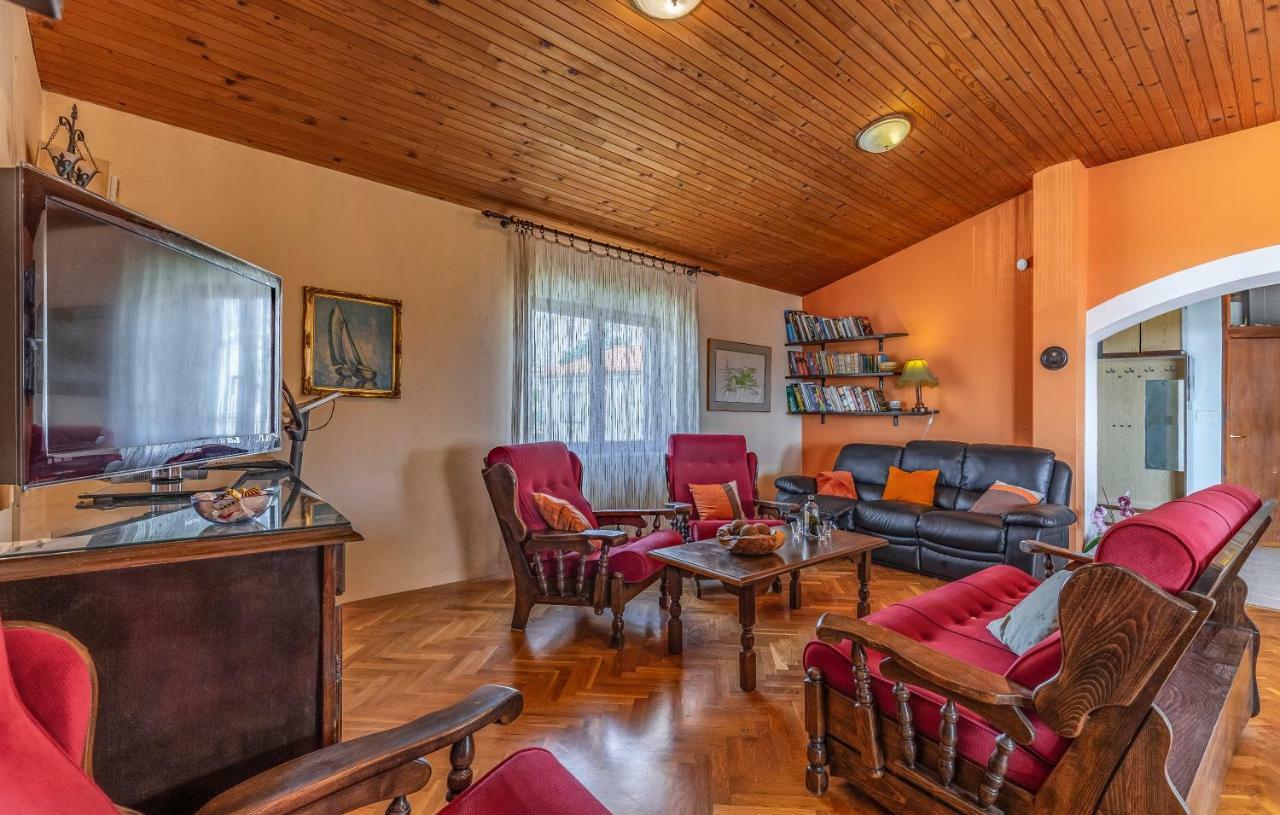 Apartment Lorencin Milka Медулин Екстериор снимка