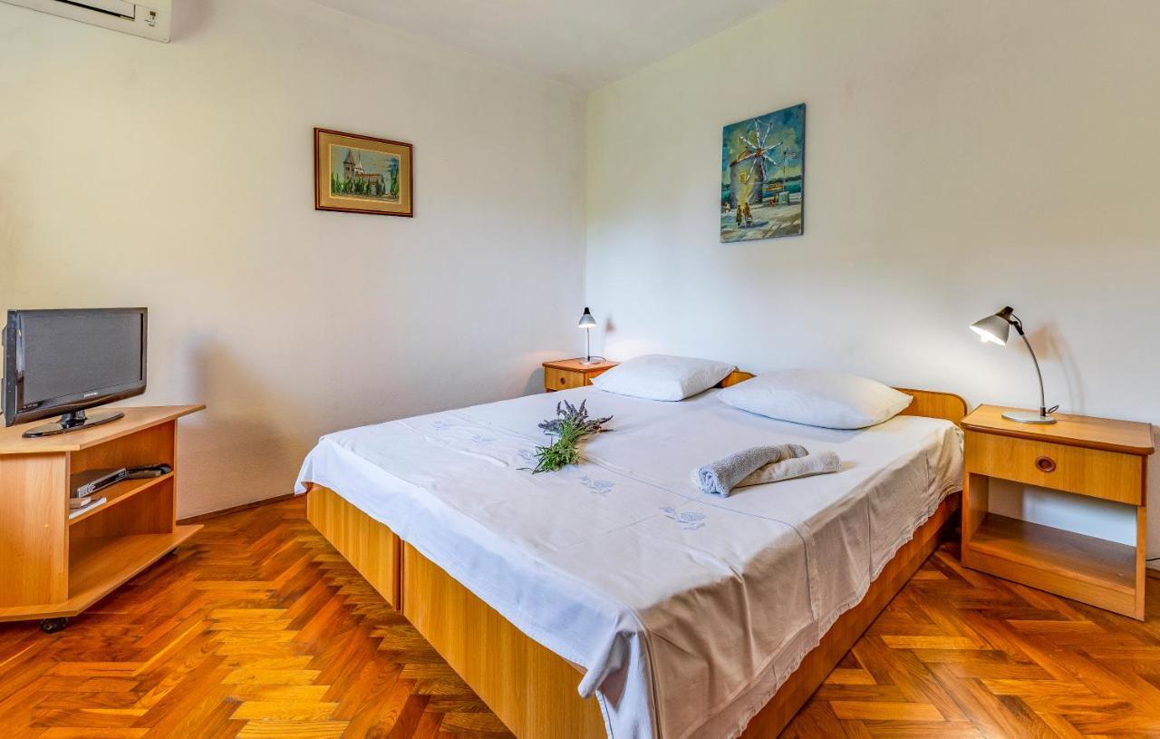 Apartment Lorencin Milka Медулин Екстериор снимка